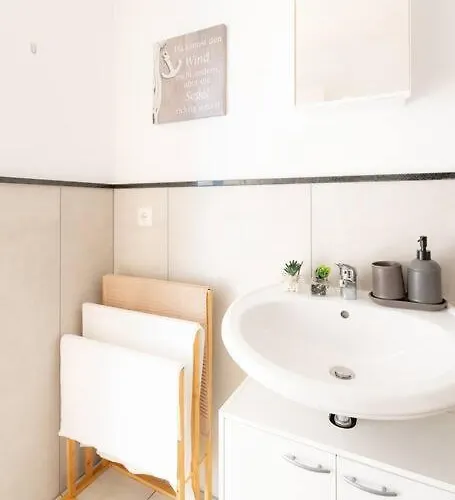 Apartman - Sea Center & Parking Spaces & Kingsize Bett - Central Station Hbf - Duisburg