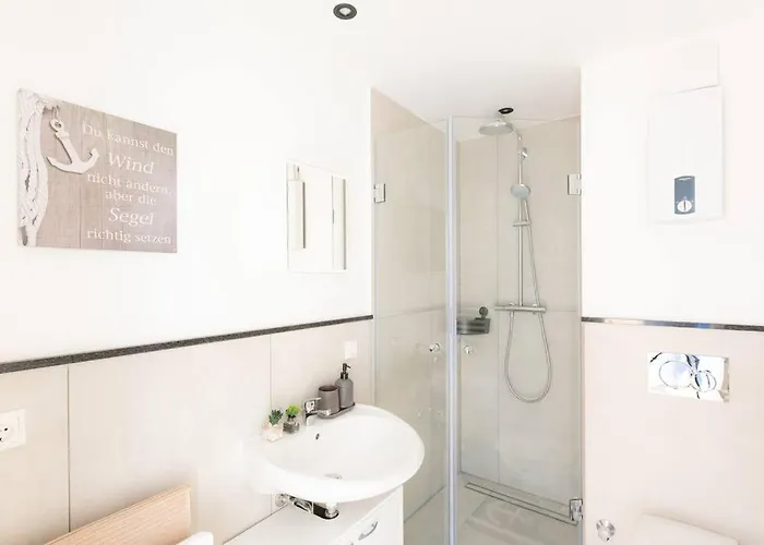 Apartman - Sea Center & Parking Spaces & Kingsize Bett - Central Station Hbf - *